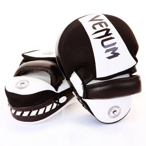 venum focus mitts cellular 2.0 - witzwart paar