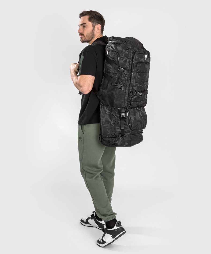 venum challenger xtrem rugzak - zwartdonkere camouflage