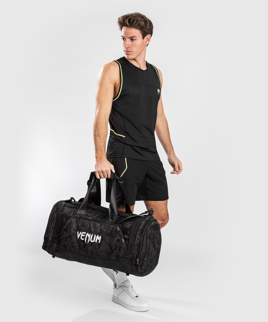 venum trainer lite sporttas - zwartdonkere camouflage
