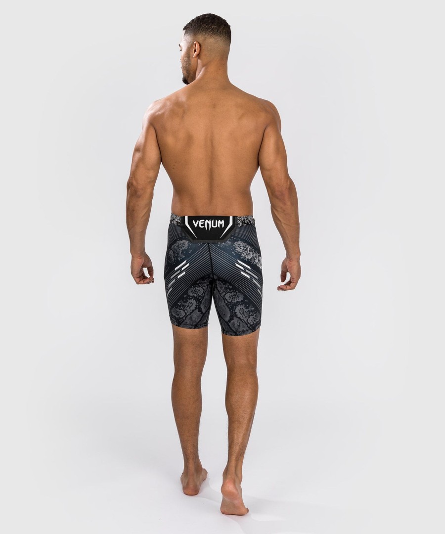 ufc adrenaline by venum authentic fight night men vale tudo short - zwart