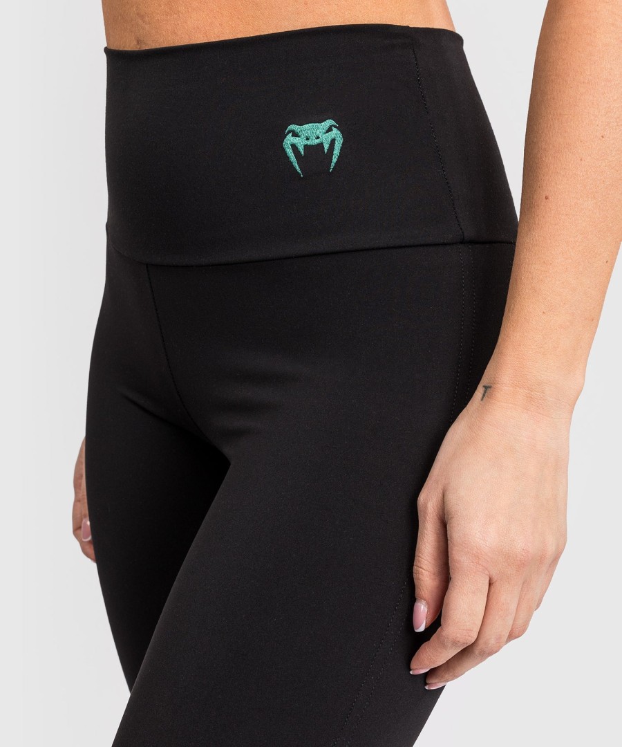 venum boxing classic compressieshorts voor dames - zwart