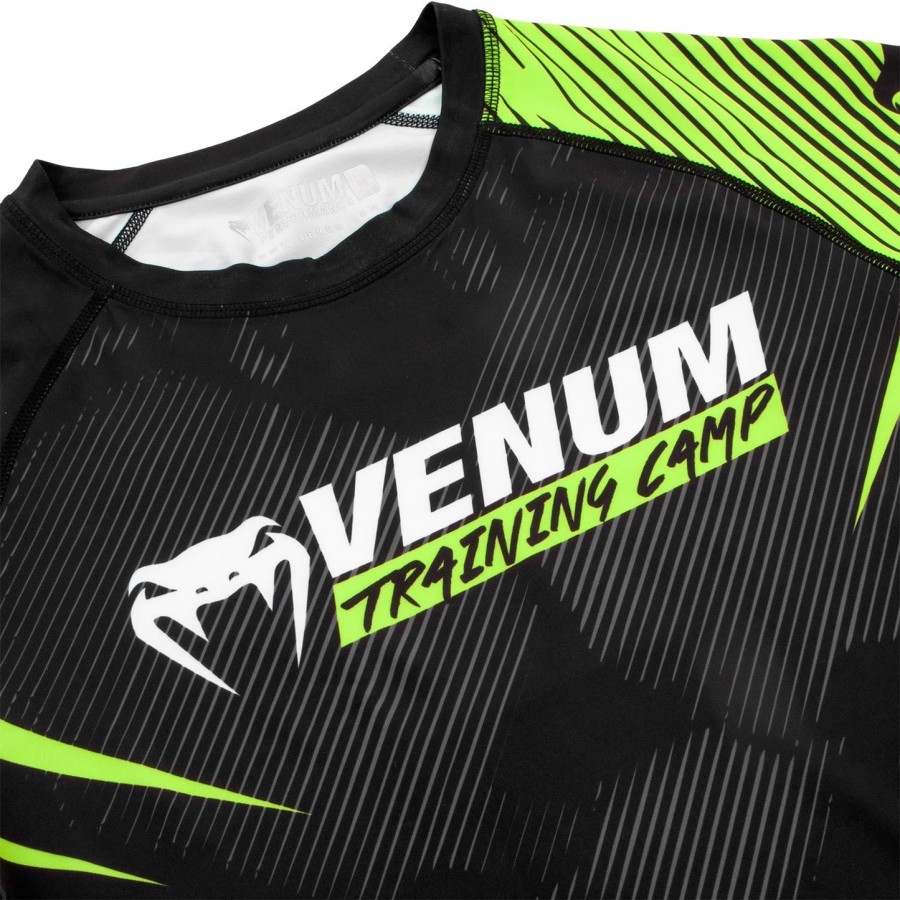 venum training camp 2.0 rashguard - lange mouwen - zwartneogeel