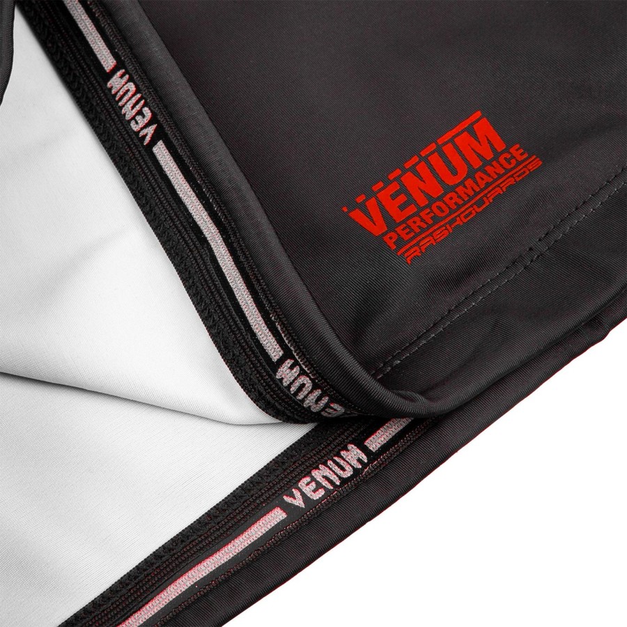 venum signature rashguard - lange mouwen - zwartrood