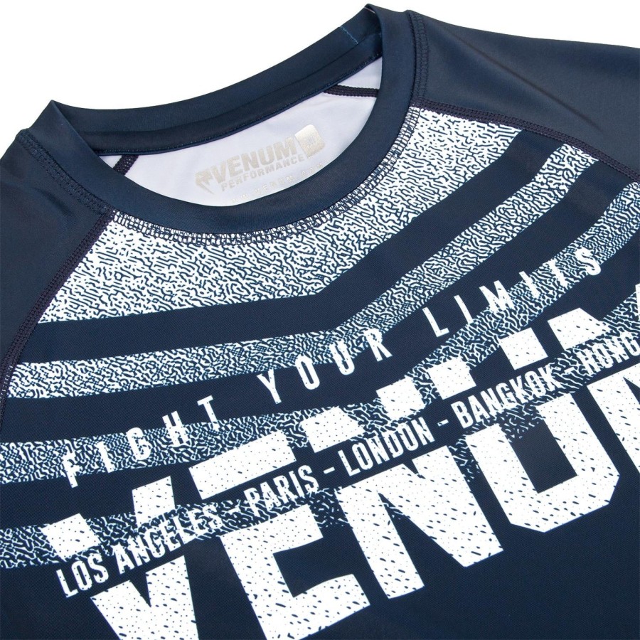 venum signature rashguard - lange mouwen - marineblauwwit