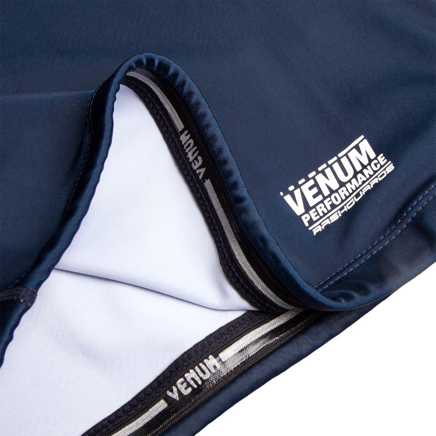 venum signature rashguard - lange mouwen - marineblauwwit