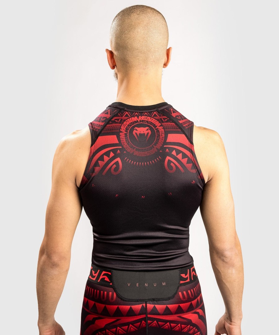 venum nakahi rashguard - mouwloos - zwartrood