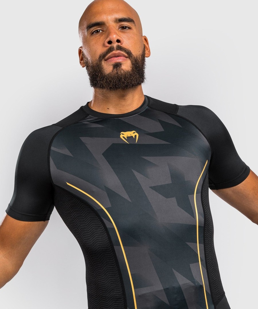 venum razor rashguard met korte mouwen - zwartgoud