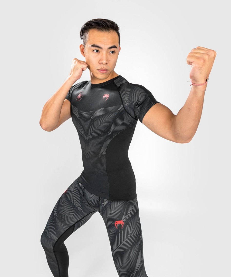 venum phantom rashguard met korte mouwen - zwartrood