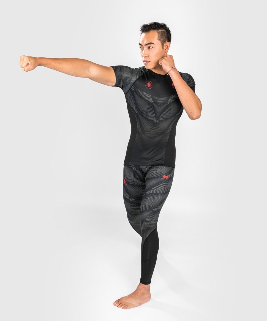 venum phantom rashguard met korte mouwen - zwartrood