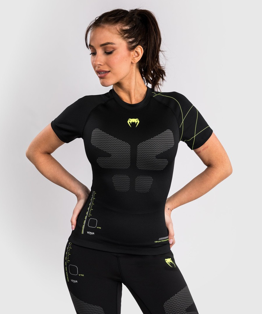 venum training camp 4.0 rashguard met korte mouwen - zwartneongroen