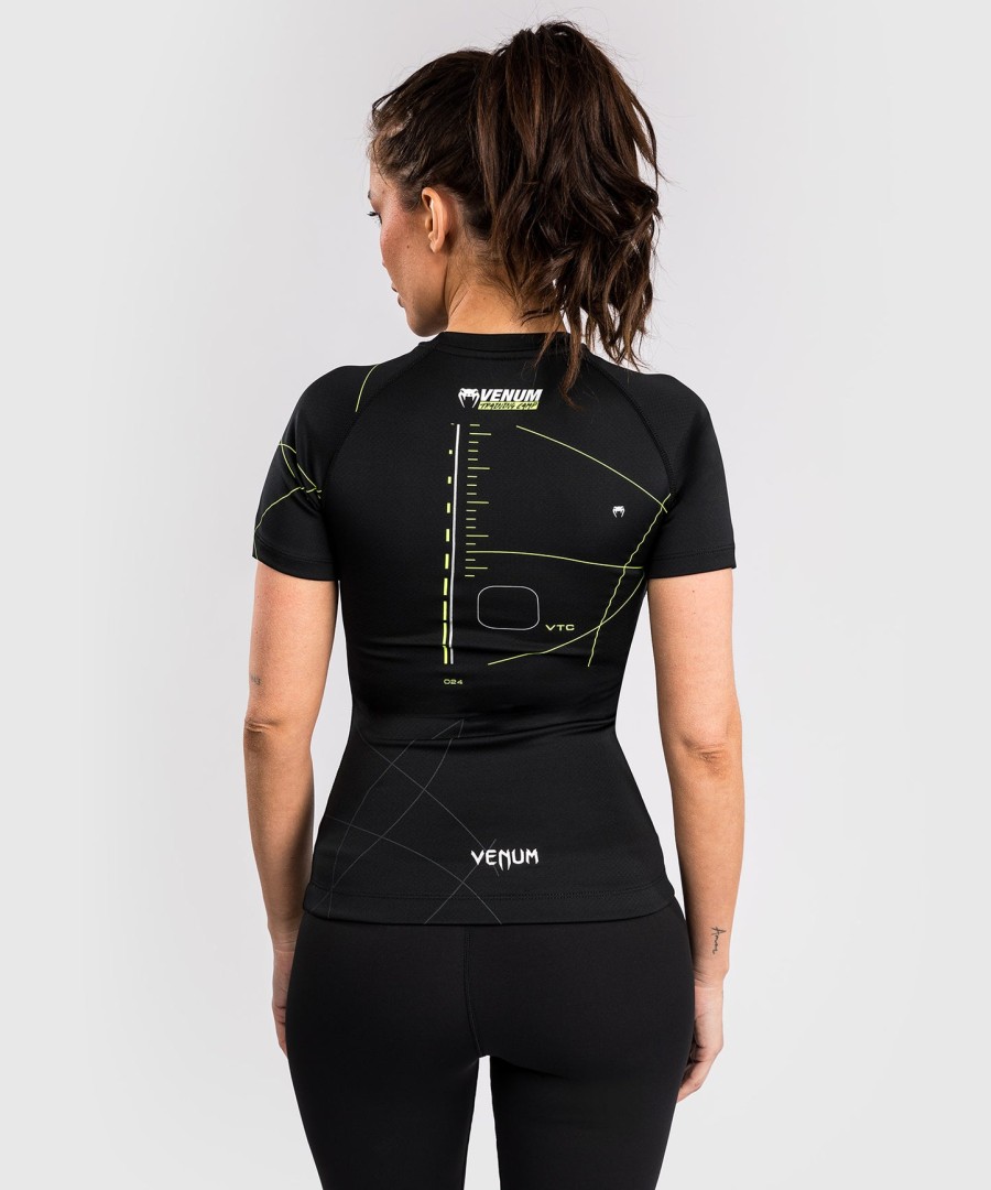 venum training camp 4.0 rashguard met korte mouwen - zwartneongroen