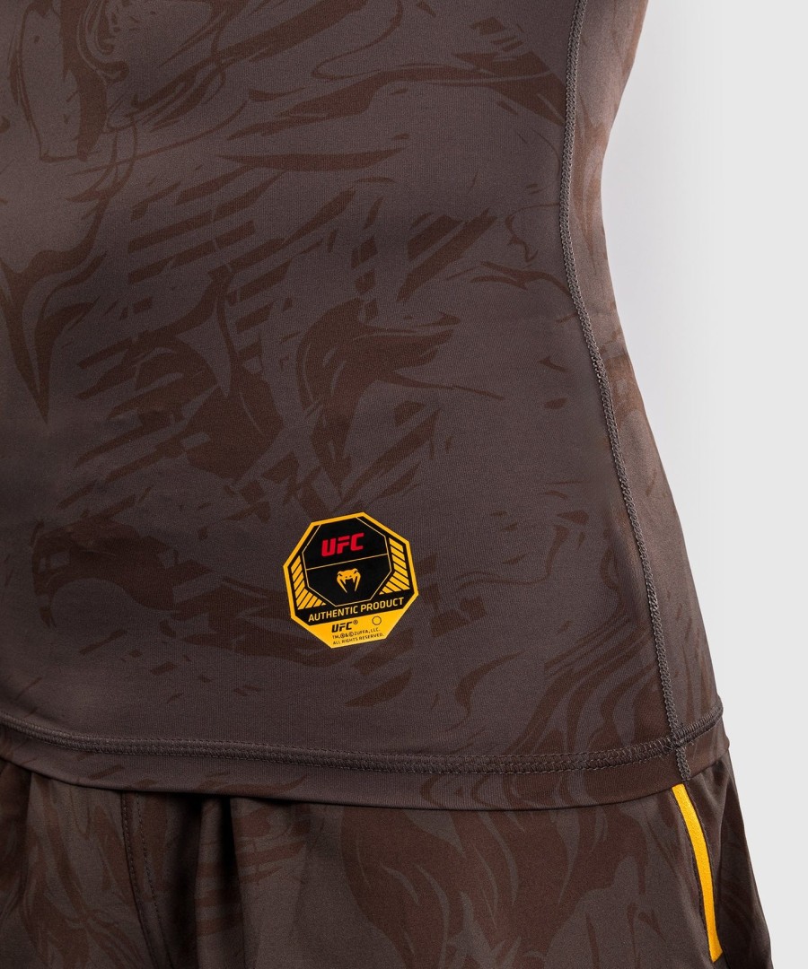 ufc fusion by venum fight week performance rashguard met lange mouwen voor heren - aardbruin