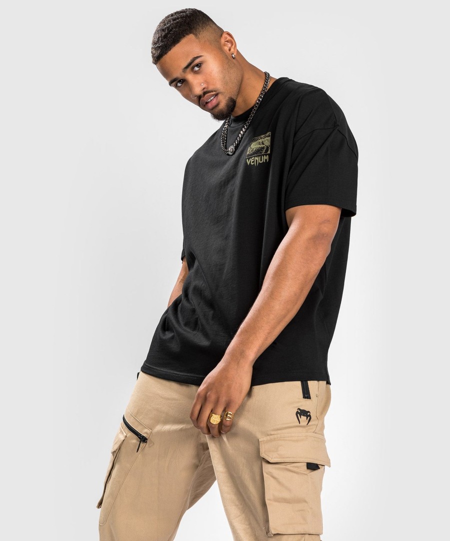 venum t-shirt met hoektanden - oversized pasvorm - zwart