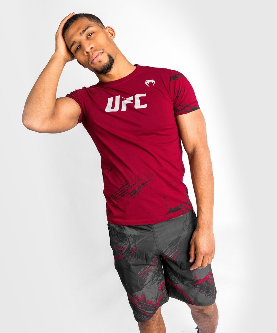 ufc venum authentic fight week heren 2.0 t-shirt met korte mouwen - rood