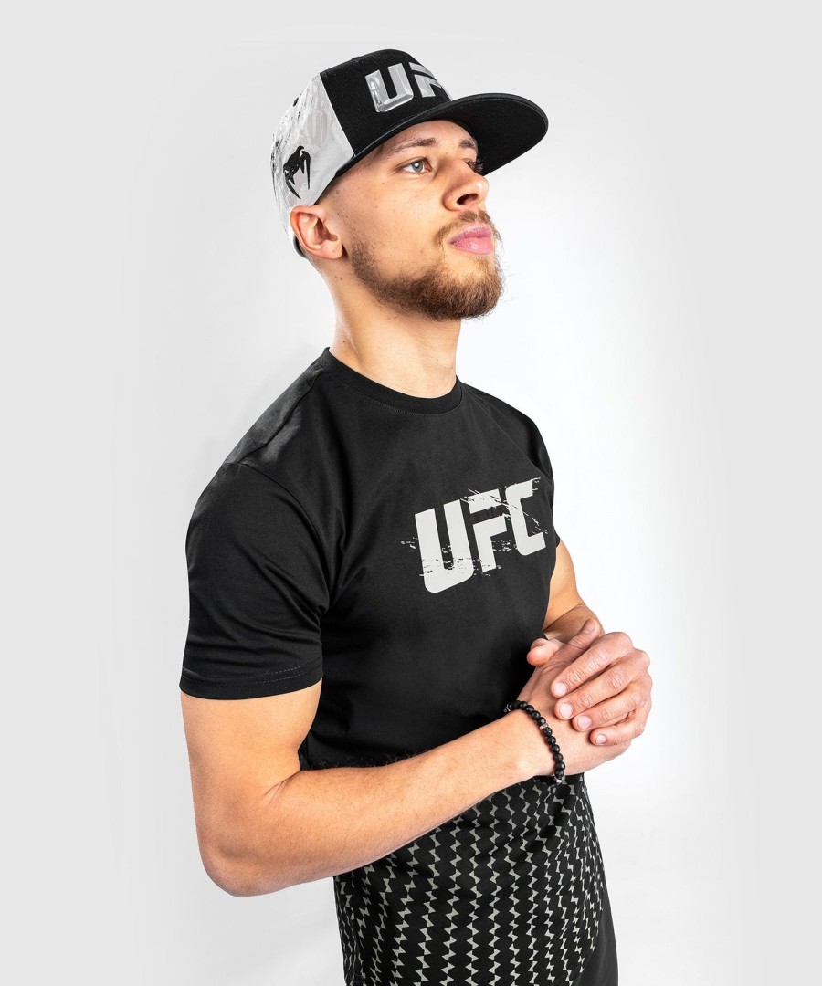 ufc venum authentic fight week heren 2.0 t-shirt met korte mouwen - zwart