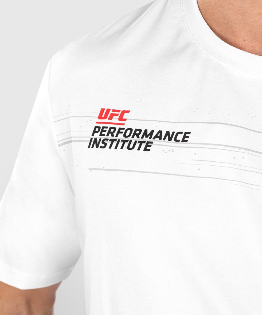 ufc venum performance institute 2.0 heren t-shirt - wit