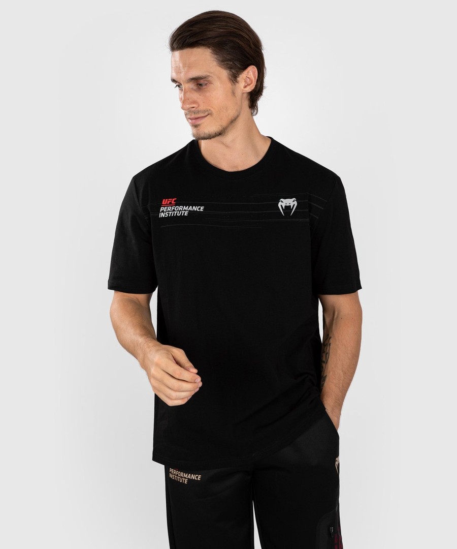 ufc venum performance institute 2.0 heren t-shirt - zwartrood