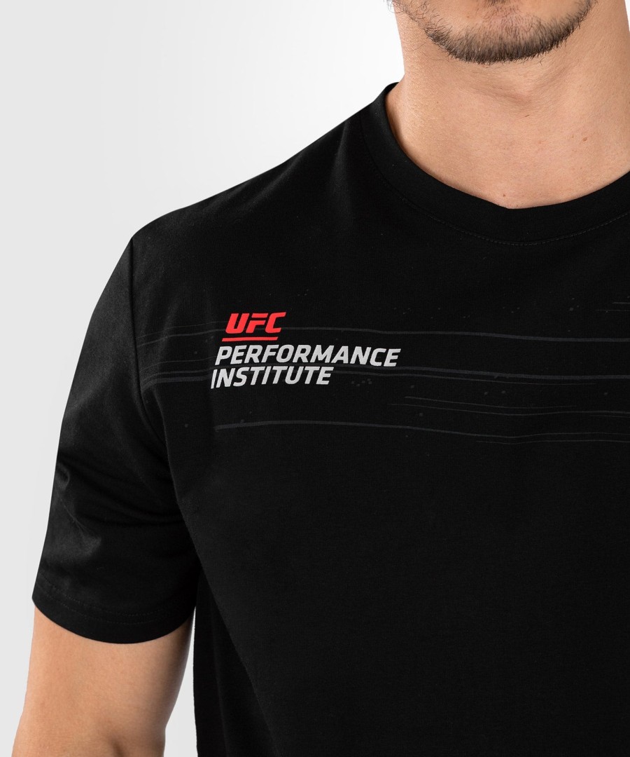 ufc venum performance institute 2.0 heren t-shirt - zwartrood