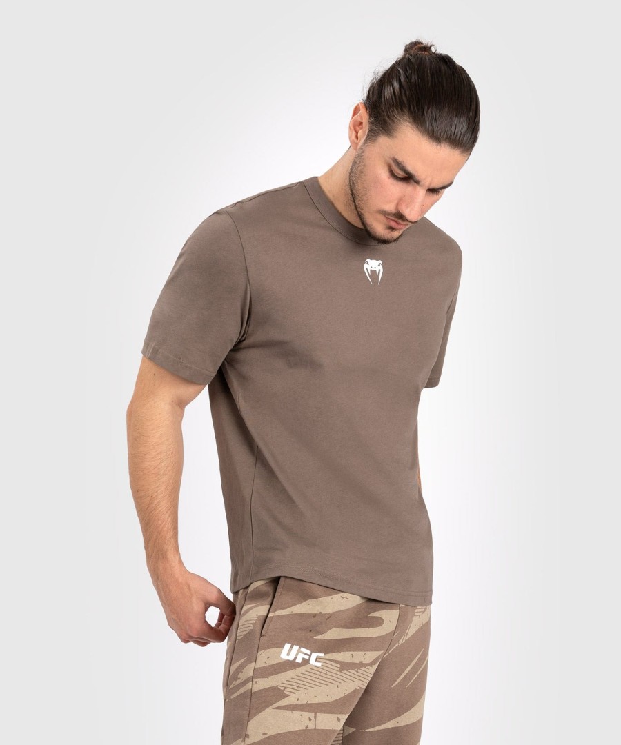 ufc adrenaline by venum fight week heren t-shirt met korte mouwen - brons
