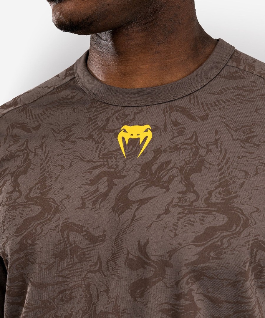 ufc fusion by venum fight week heren t-shirt met lange mouwen - aardbruin
