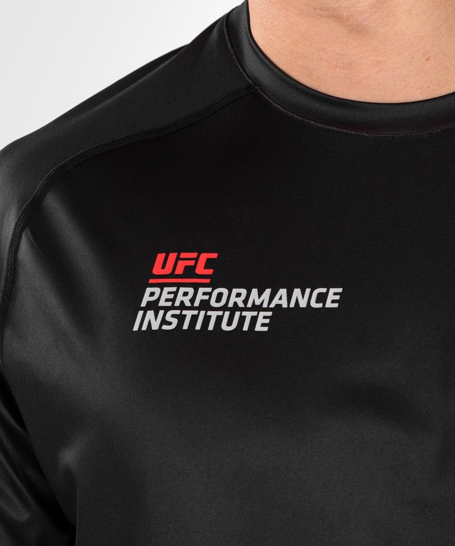 ufc venum performance institute 2.0 dry-tech shirt voor heren - zwartrood