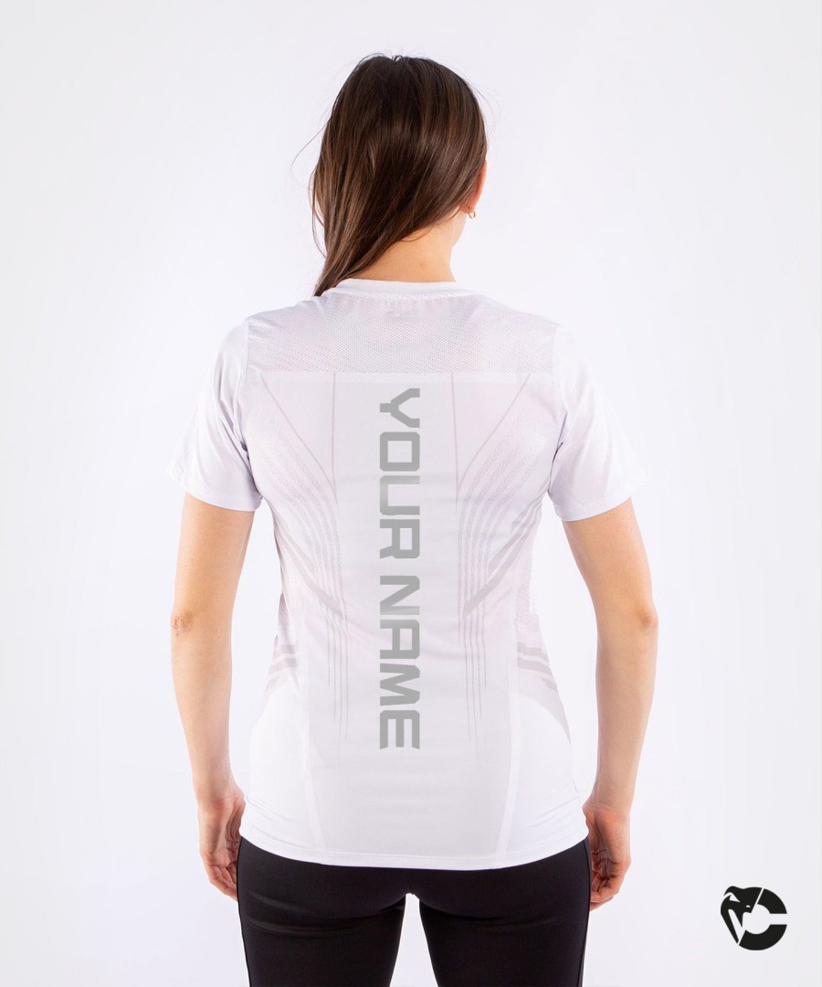 ufc venum gepersonaliseerd authentiek fight night dames walkout-shirt - wit