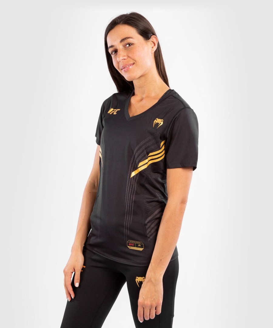ufc venum gepersonaliseerd authentiek vechtshirt voor dames - kampioen