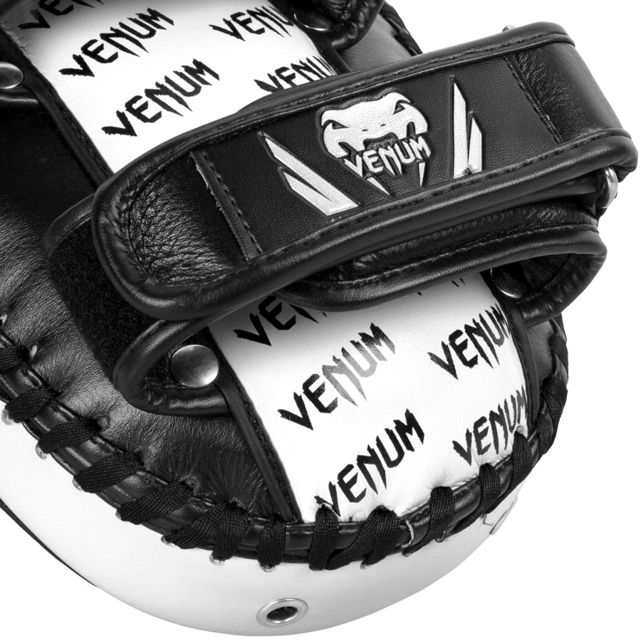 venum kick pads leer - zwartwit