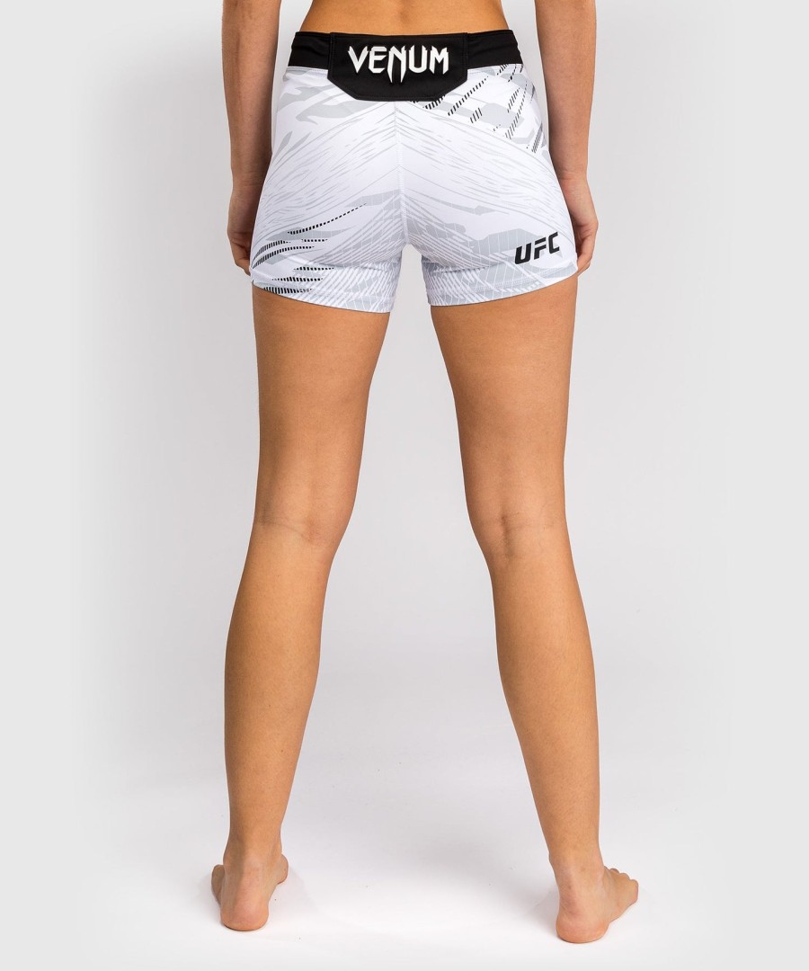 ufc fusion by venum authentic fight night women vale tudo short - korte pasvorm - wit