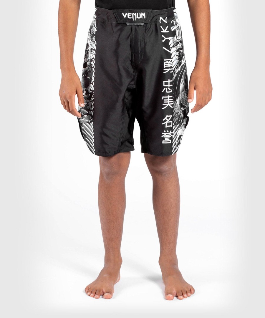 venum ykz21 kids fightshorts – zwartwit