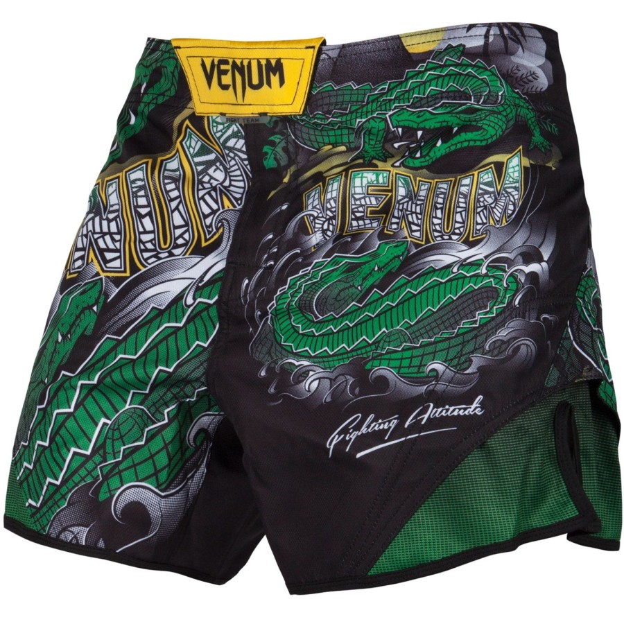 venum crocodile fightshorts - zwartgroen