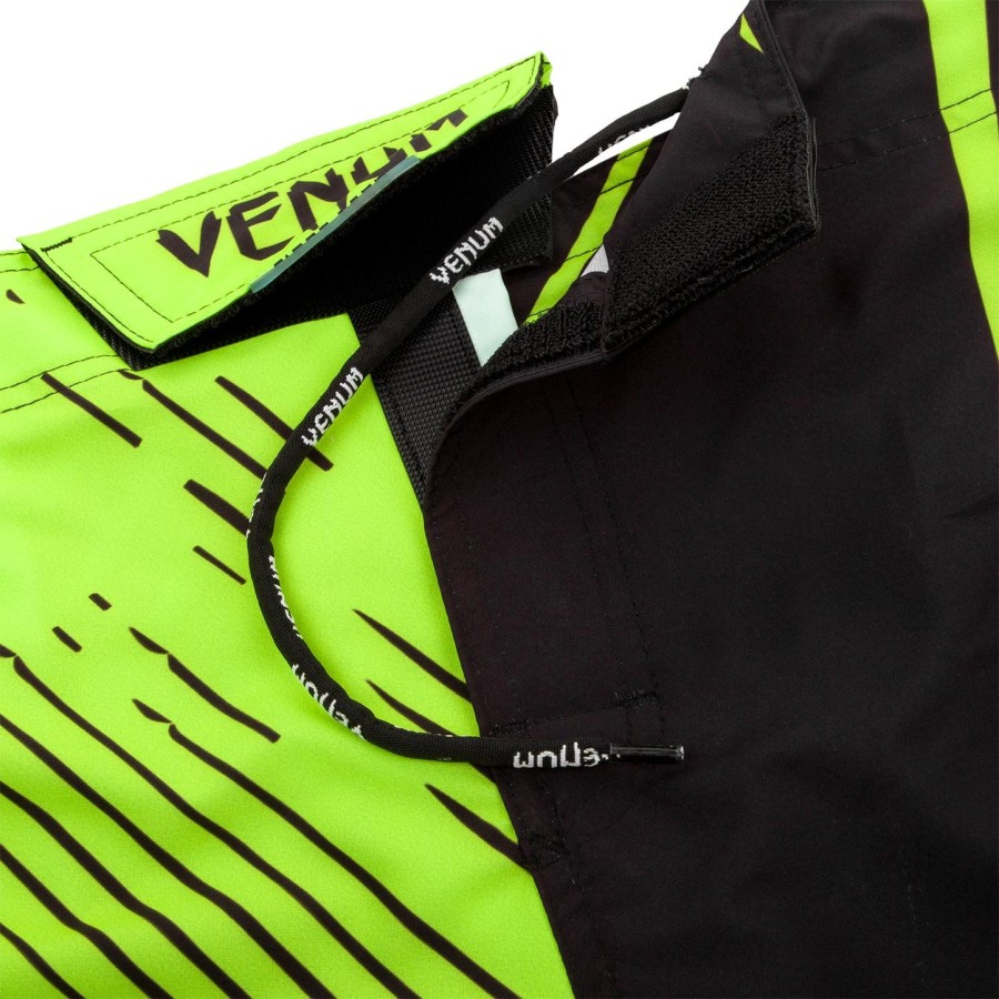 venum training camp 2.0 fightshorts - zwartneogeel