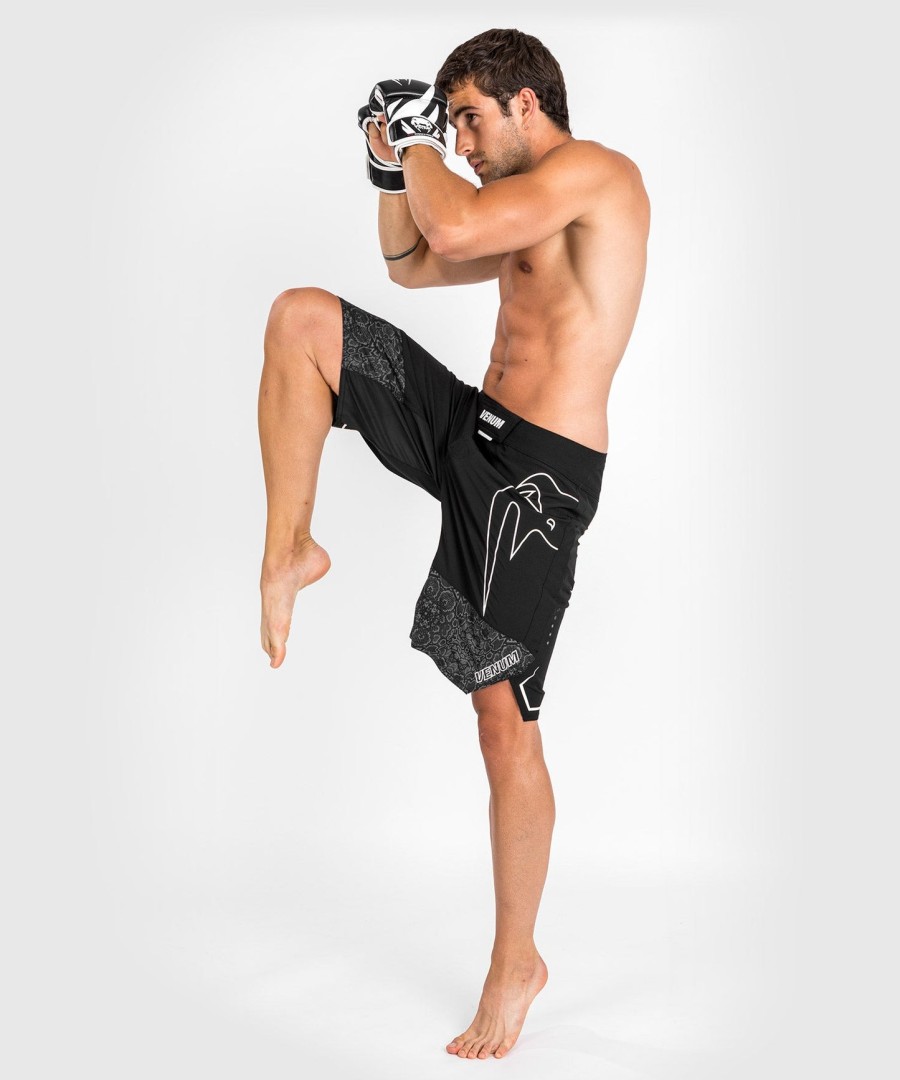 fightshorts light 4.0 venum - zwartwit