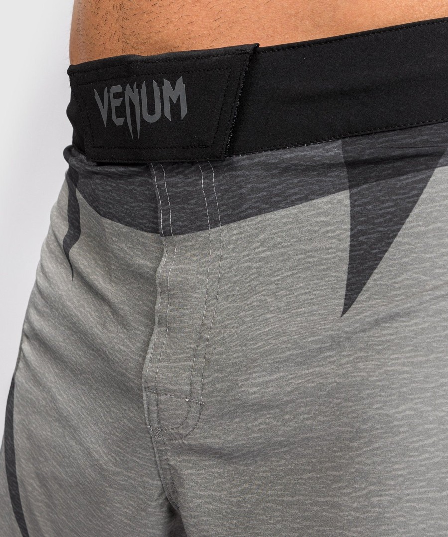 venum stone fightshorts - mineraalgroen