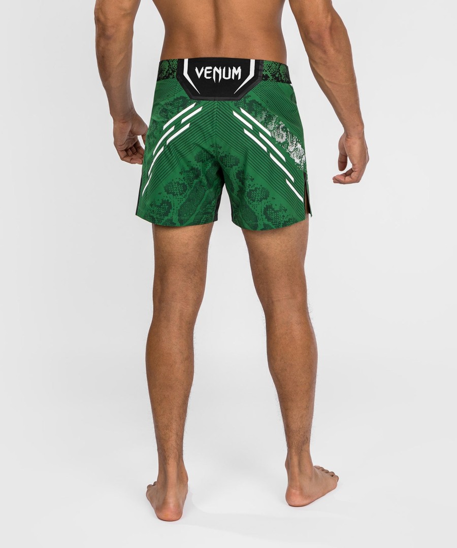 ufc adrenaline by venum gepersonaliseerde authentieke fight night heren vechtshort - korte pasvorm - groen