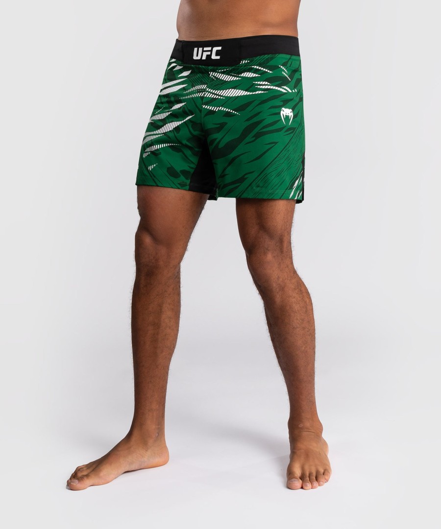 ufc fusion by venum authentic fight night heren vechtshort - korte pasvorm - groen