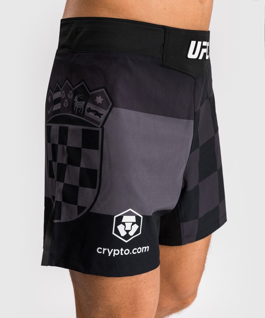 mannen ufc ongeëvenaard door venum black stipe miocic korte fit fight korte