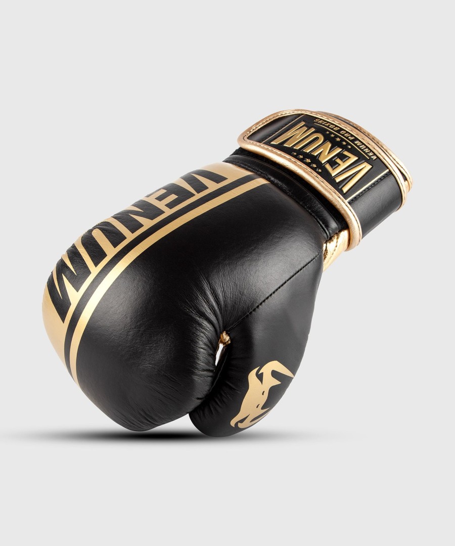 venum shield pro bokshandschoenen met klittenbandsluiting - zwartgoud