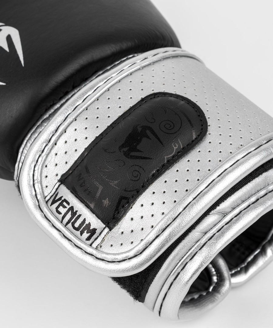 venum power 2.0 bokshandschoenen - zwartzilver
