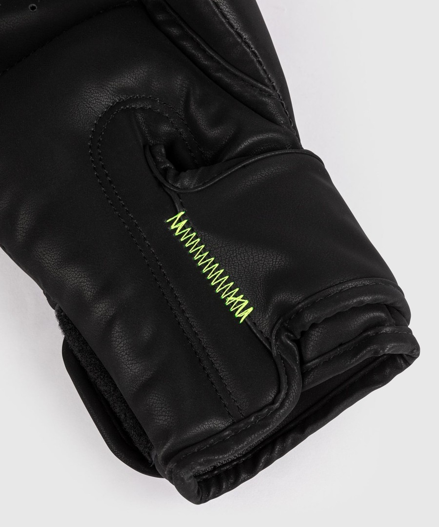 venum training camp 4.0 bokshandschoenen - zwartneon groen