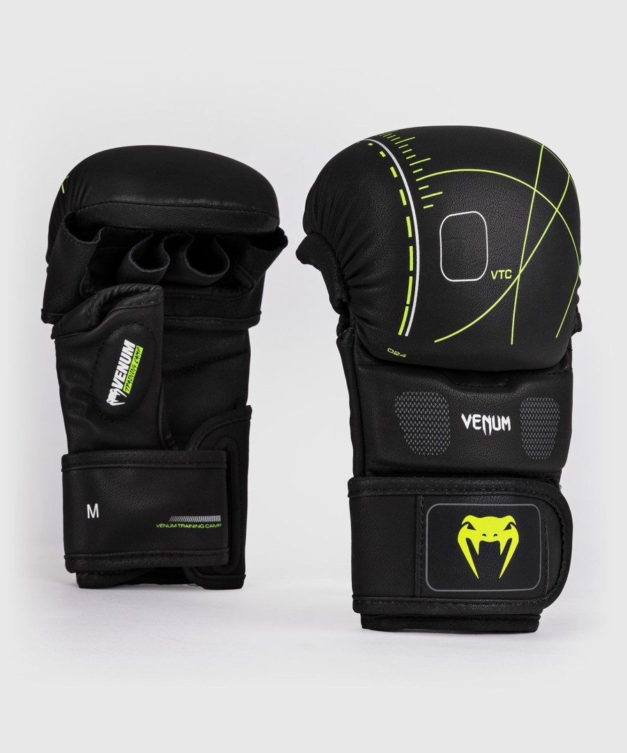 venum training camp 4.0 sparringhandschoenen - zwartneogroen
