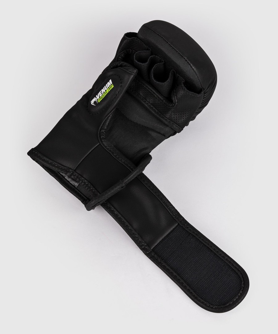 venum training camp 4.0 sparringhandschoenen - zwartneogroen