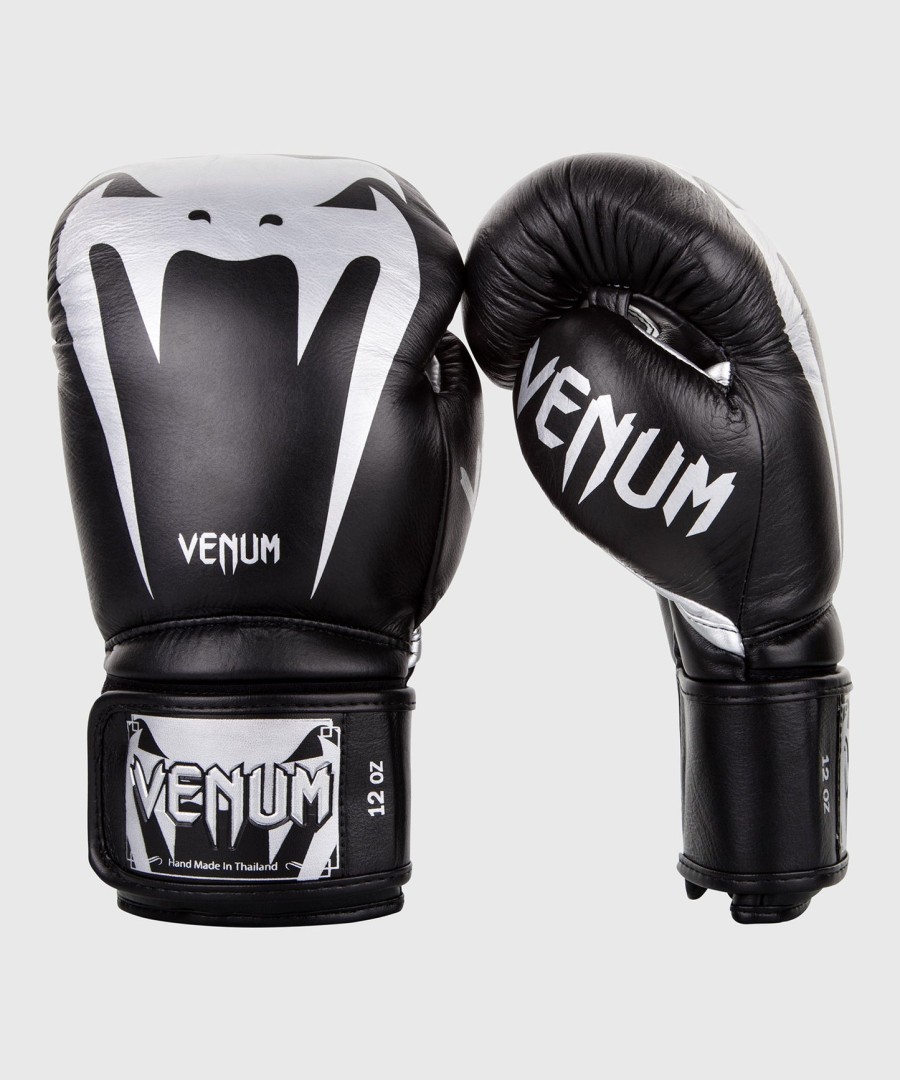 venum giant 3.0 bokshandschoenen - nappa leer - zwartzilver