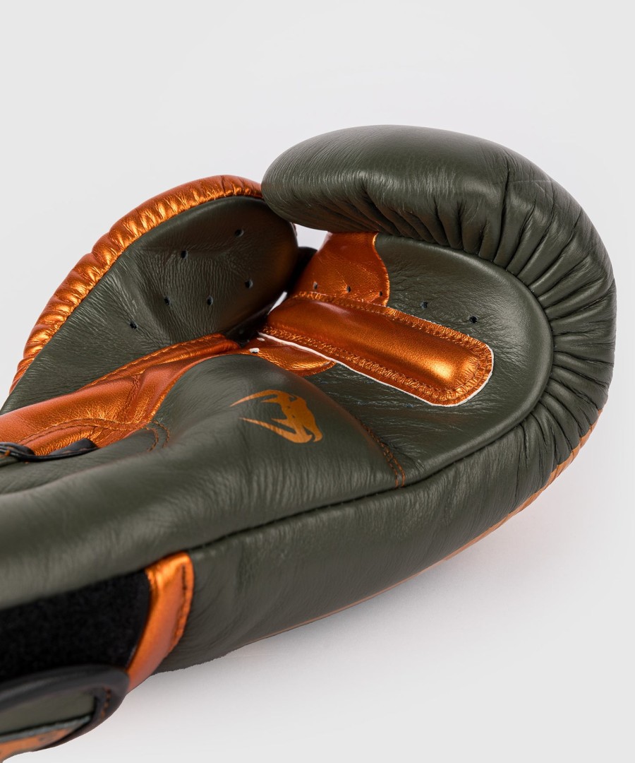 venum giant 3.0 bokshandschoenen - khakibrons - speciale editie