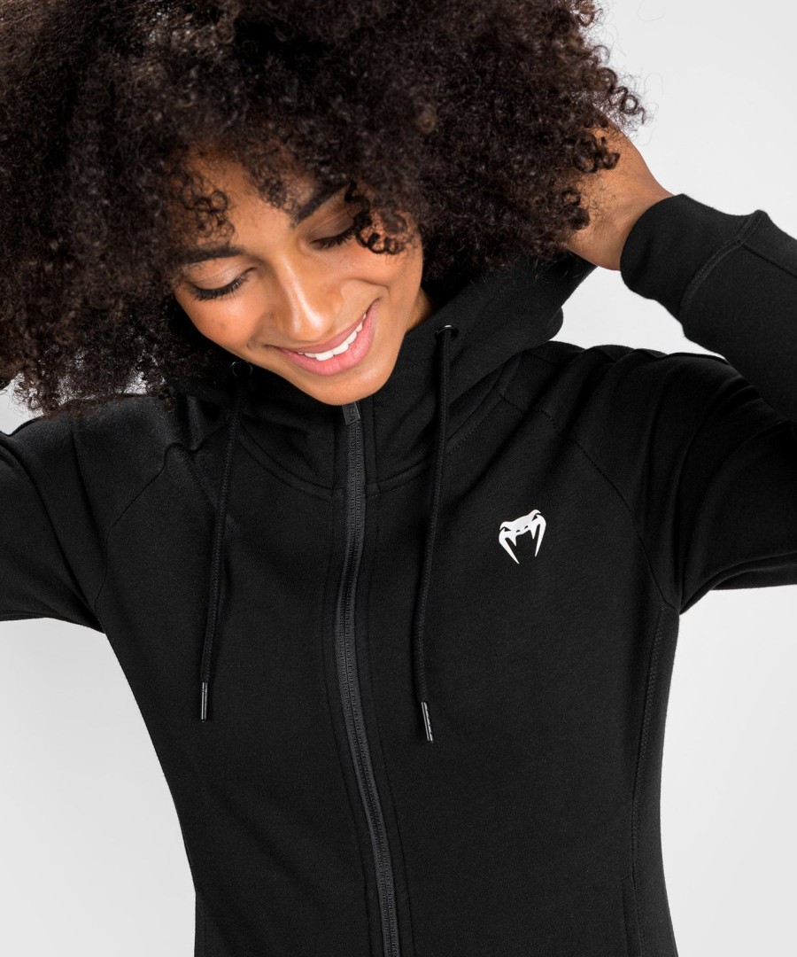 venum essential dameshoodie - zwart
