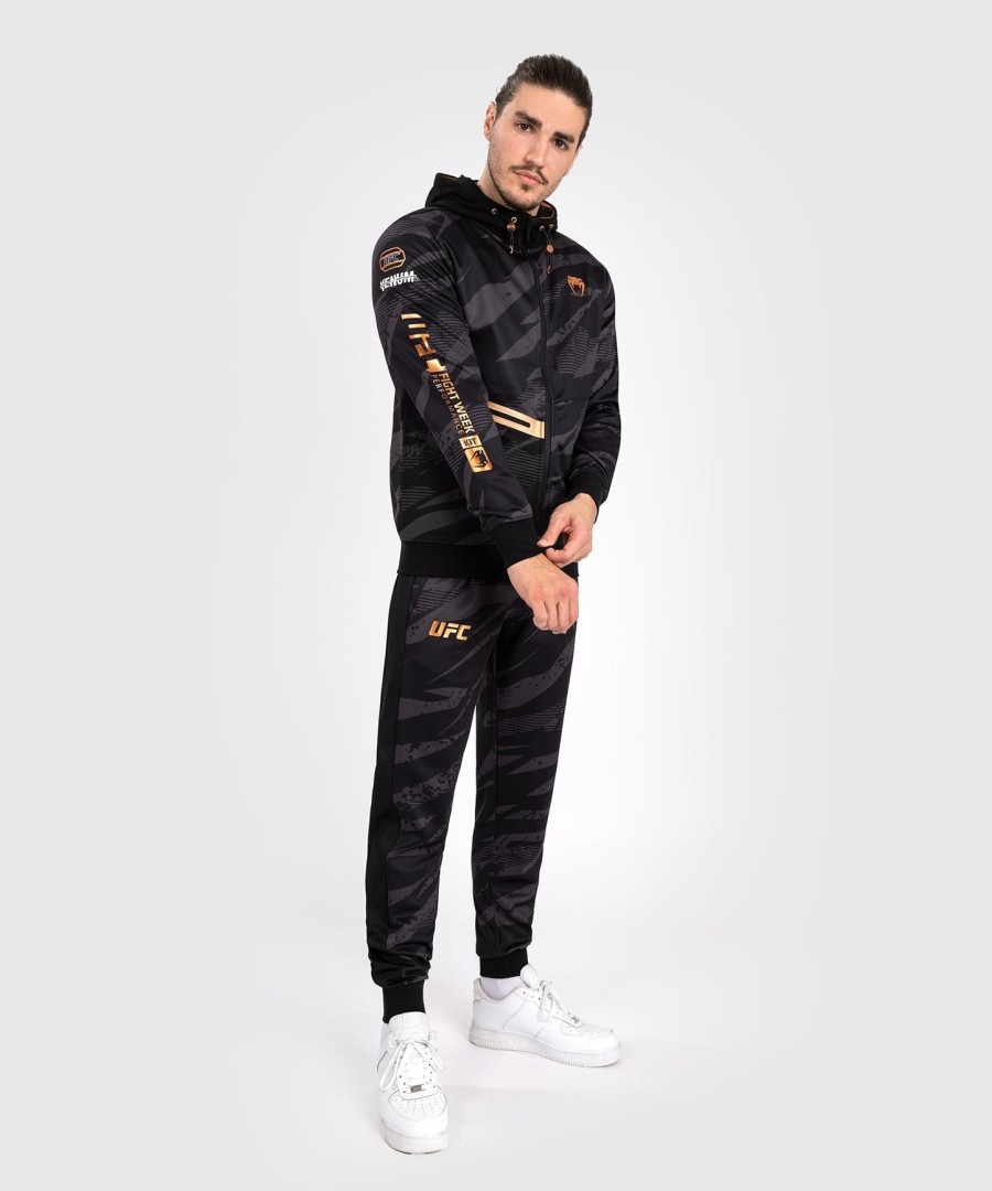 ufc adrenaline by venum fight week heren hoodie met rits - urban camo