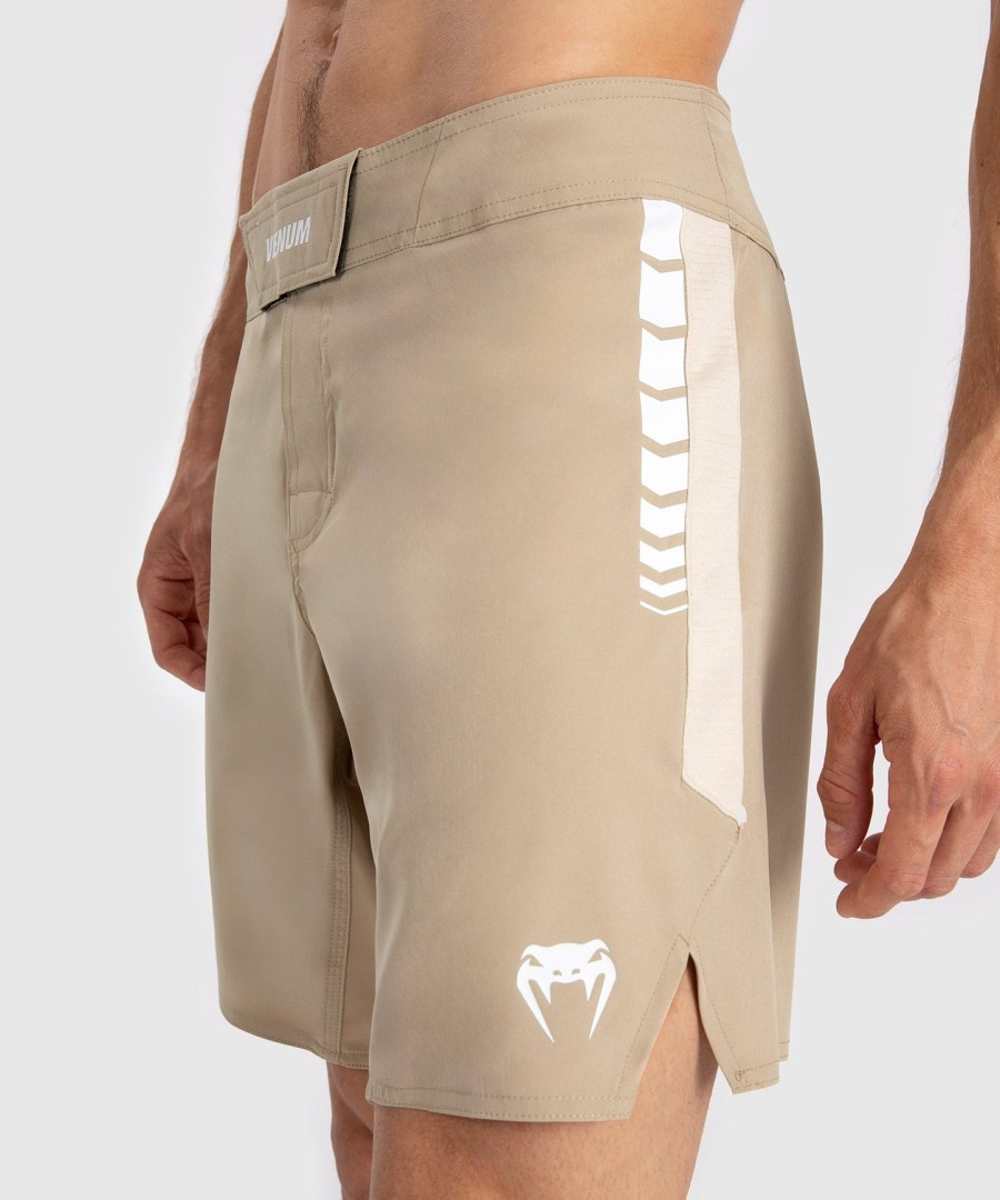 venum tempest heren vechtshorts - beigezand