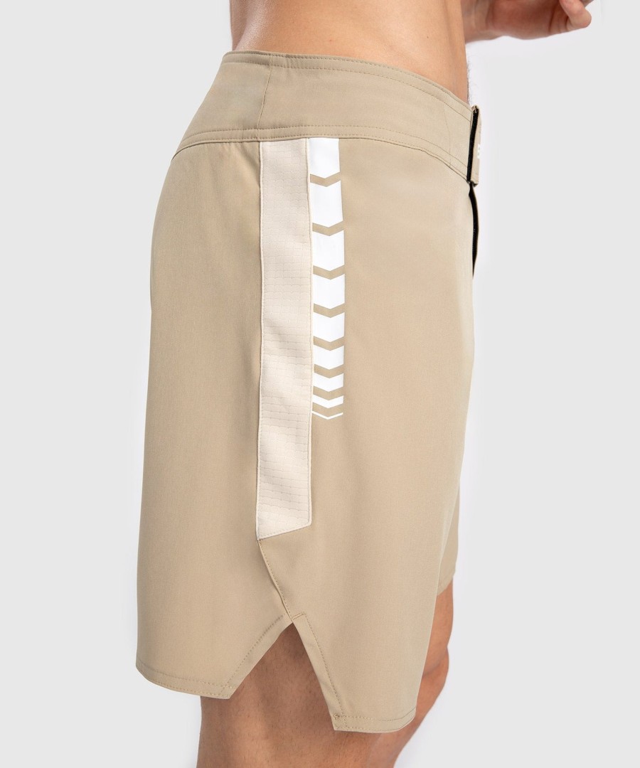 venum tempest heren vechtshorts - beigezand