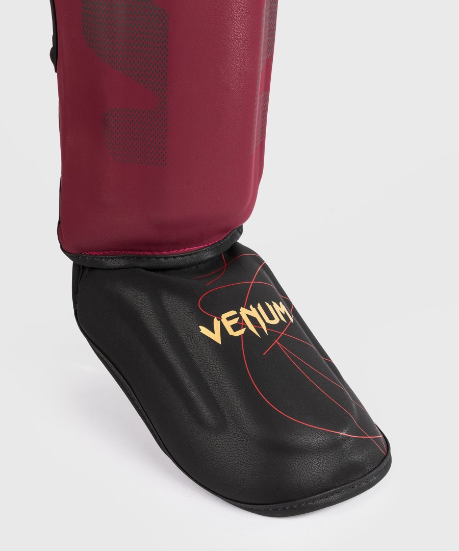 venum tactical xt scheenbeschermers - zwartbordeauxgoud