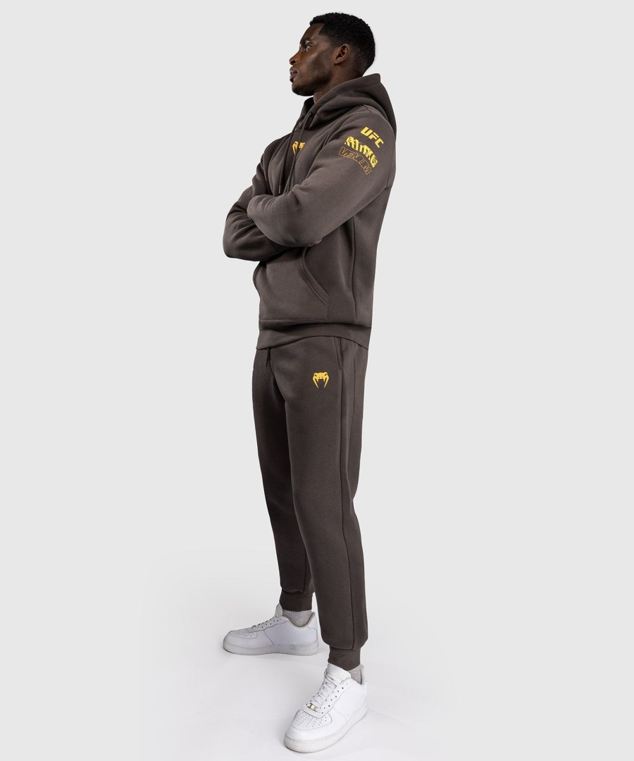 ufc fusion by venum fight week heren hoodie - effen aardebruin